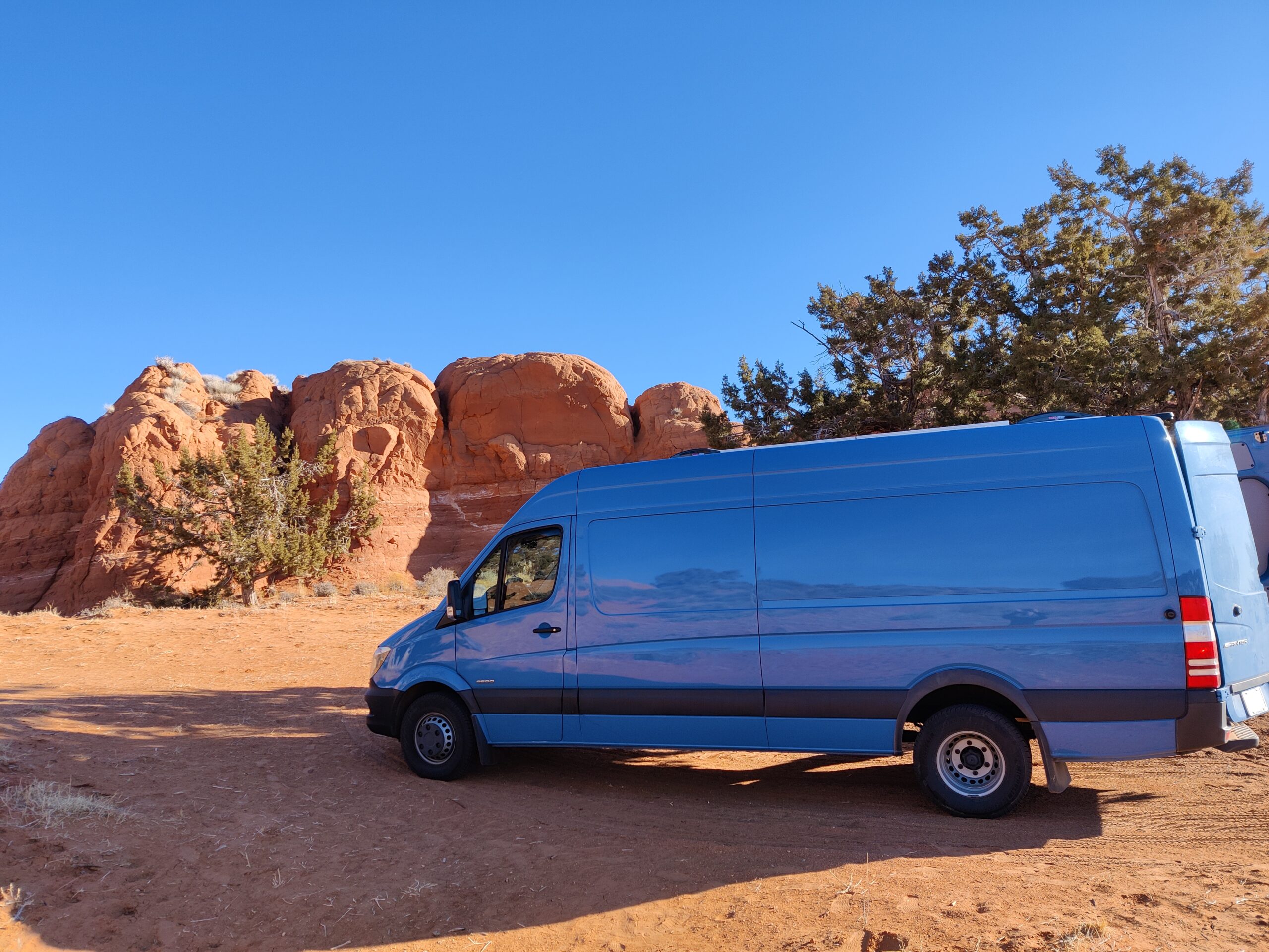 Ellies’s story – 2016 Regale Blue 170wb 3500 Sprinter Van